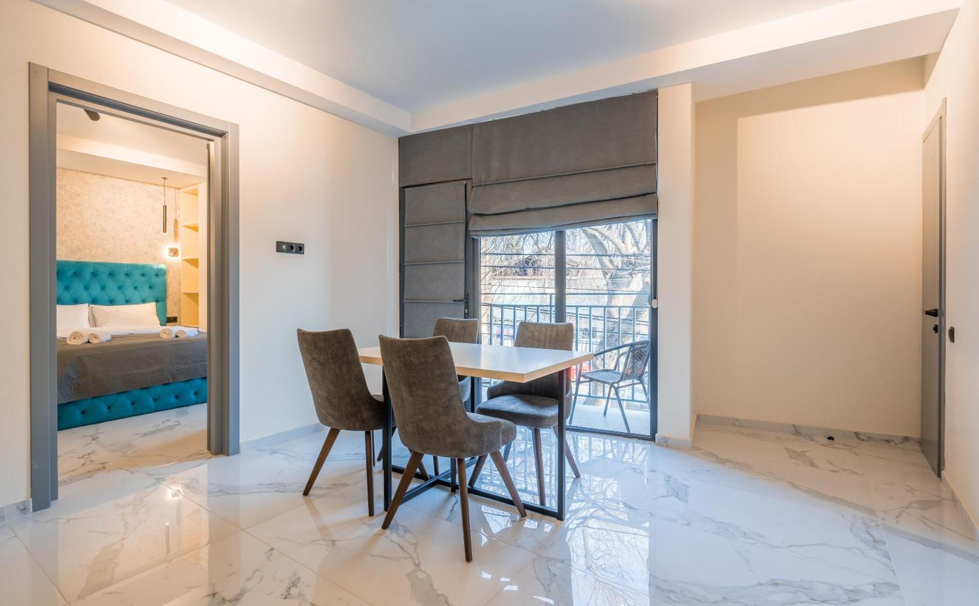 Luxury X By Umbrella Aparthotel Tbilisi Bagian luar foto
